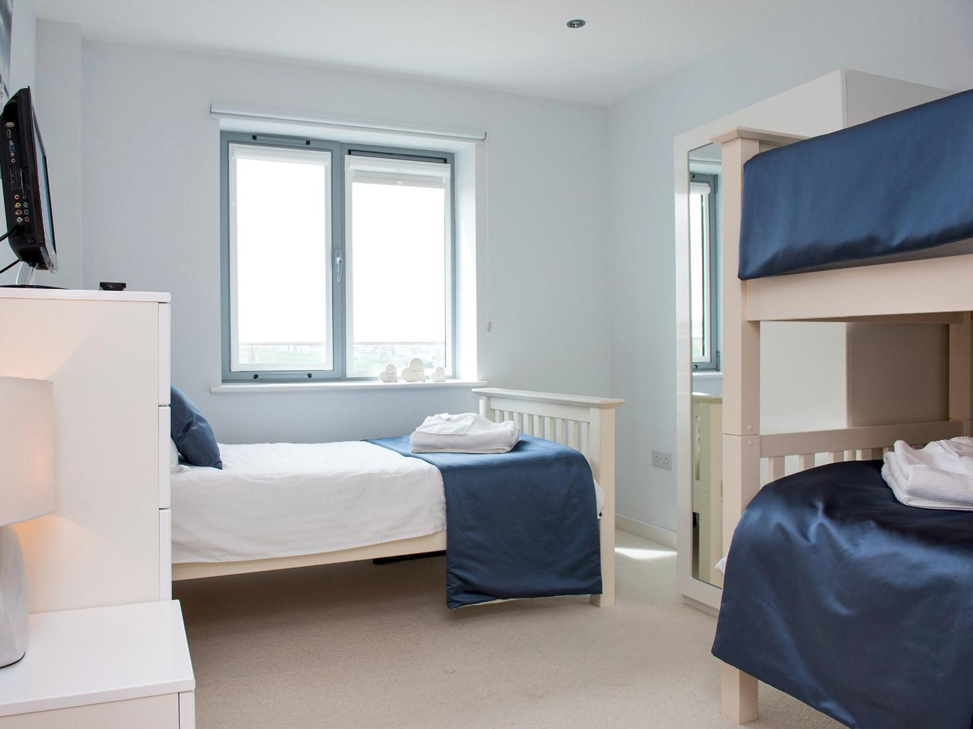 Fistral View - 3 Cribbar Apartment นิวคีย์ ภายนอก รูปภาพ