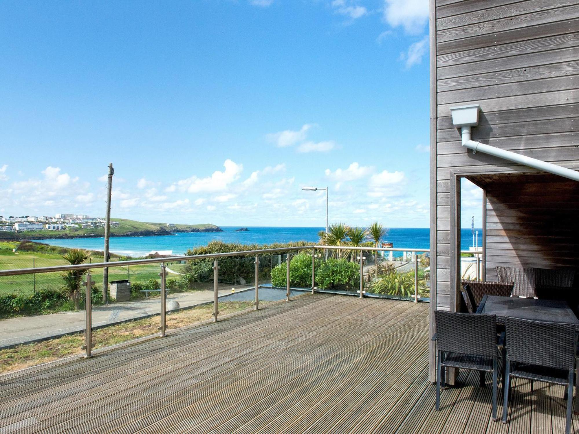 Fistral View - 3 Cribbar Apartment นิวคีย์ ภายนอก รูปภาพ